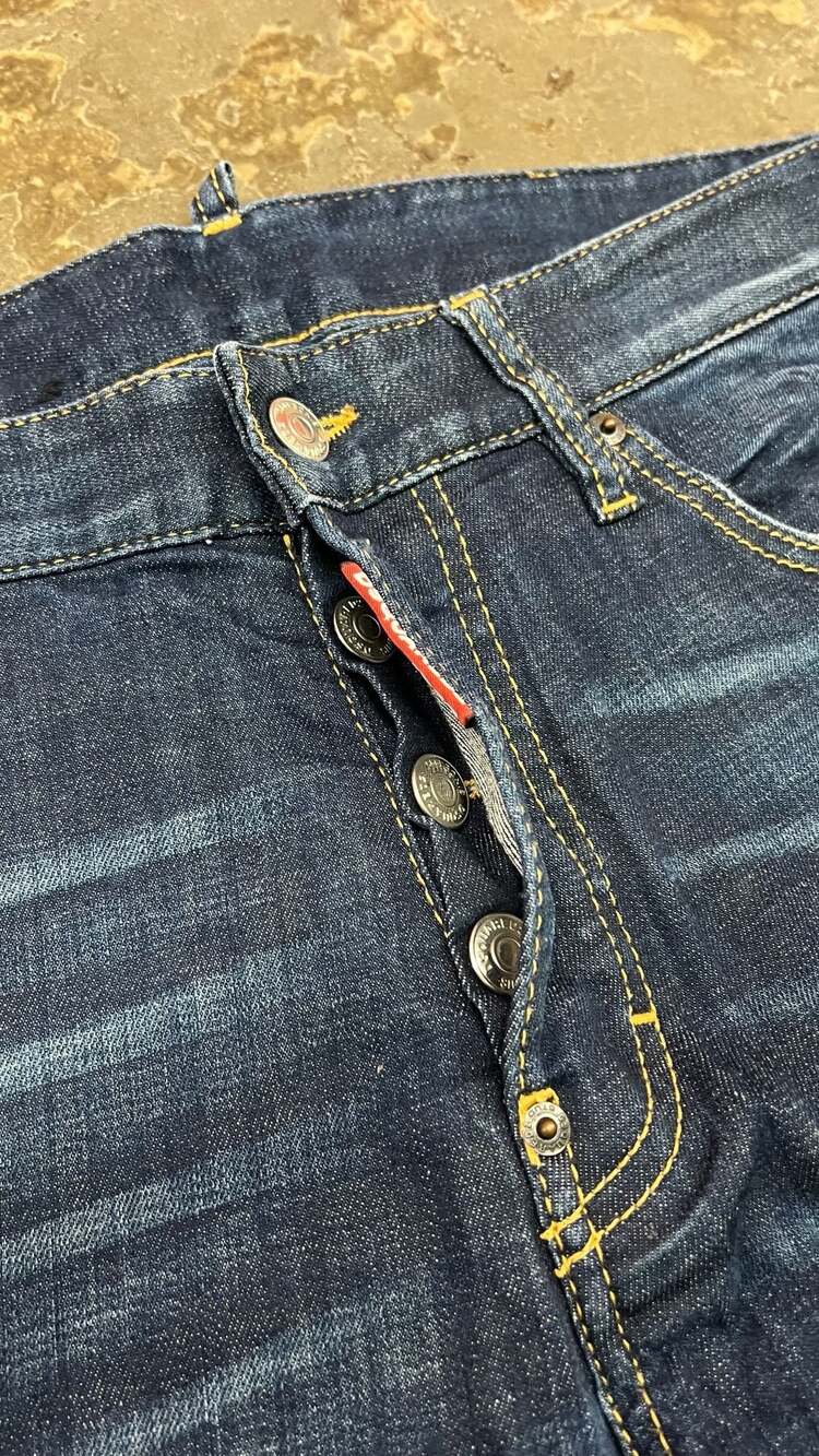DSquared2 Dark Wash Distressed Denim Jeans Blue - Picture 6 of 8